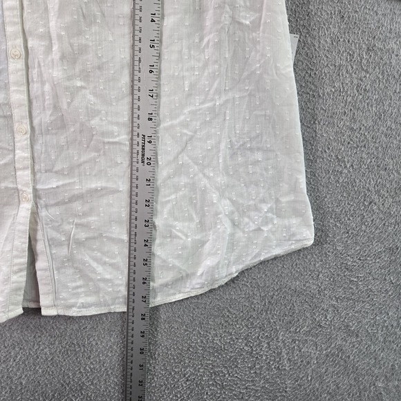 Old Navy Women Blouse L White Button Round Neck Front - Picture 6 of 9